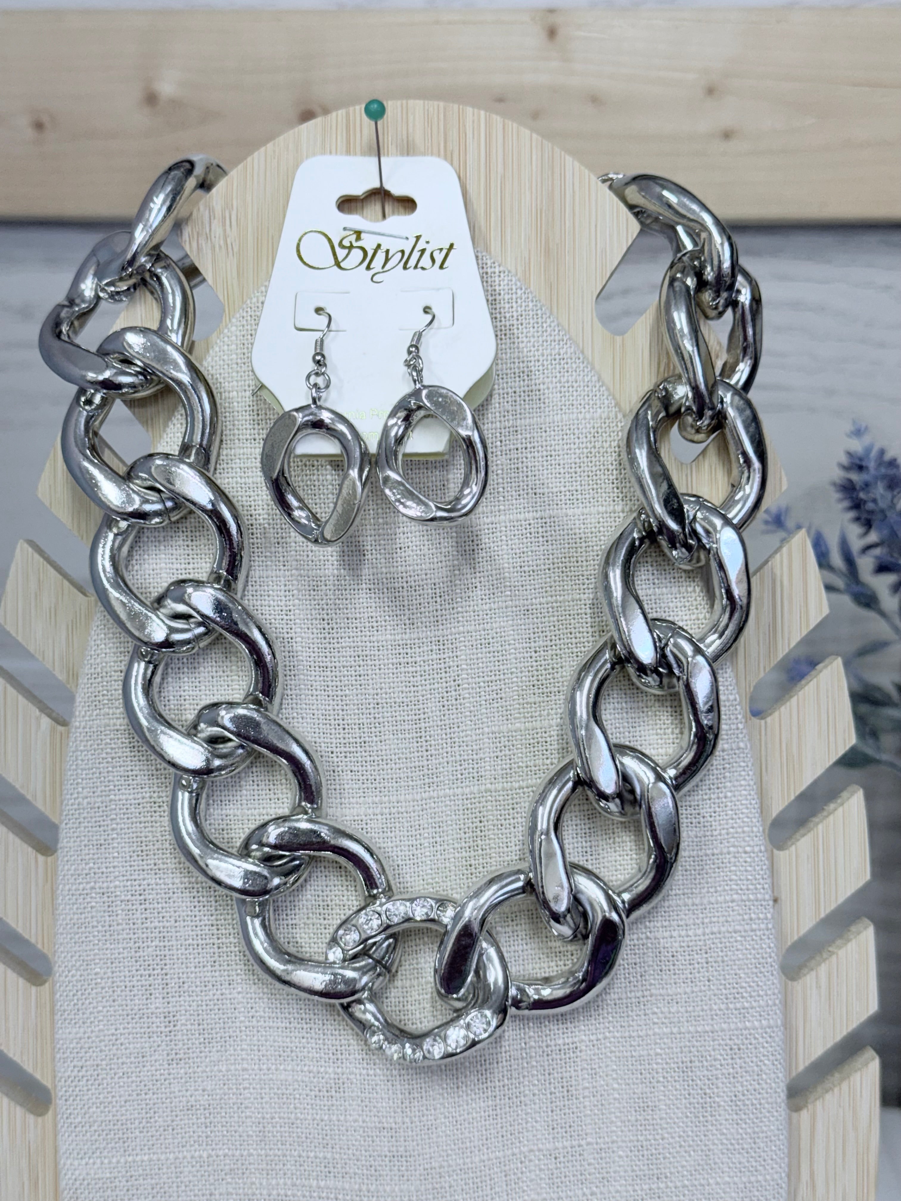 Chunky Chain Necklace and Earrings