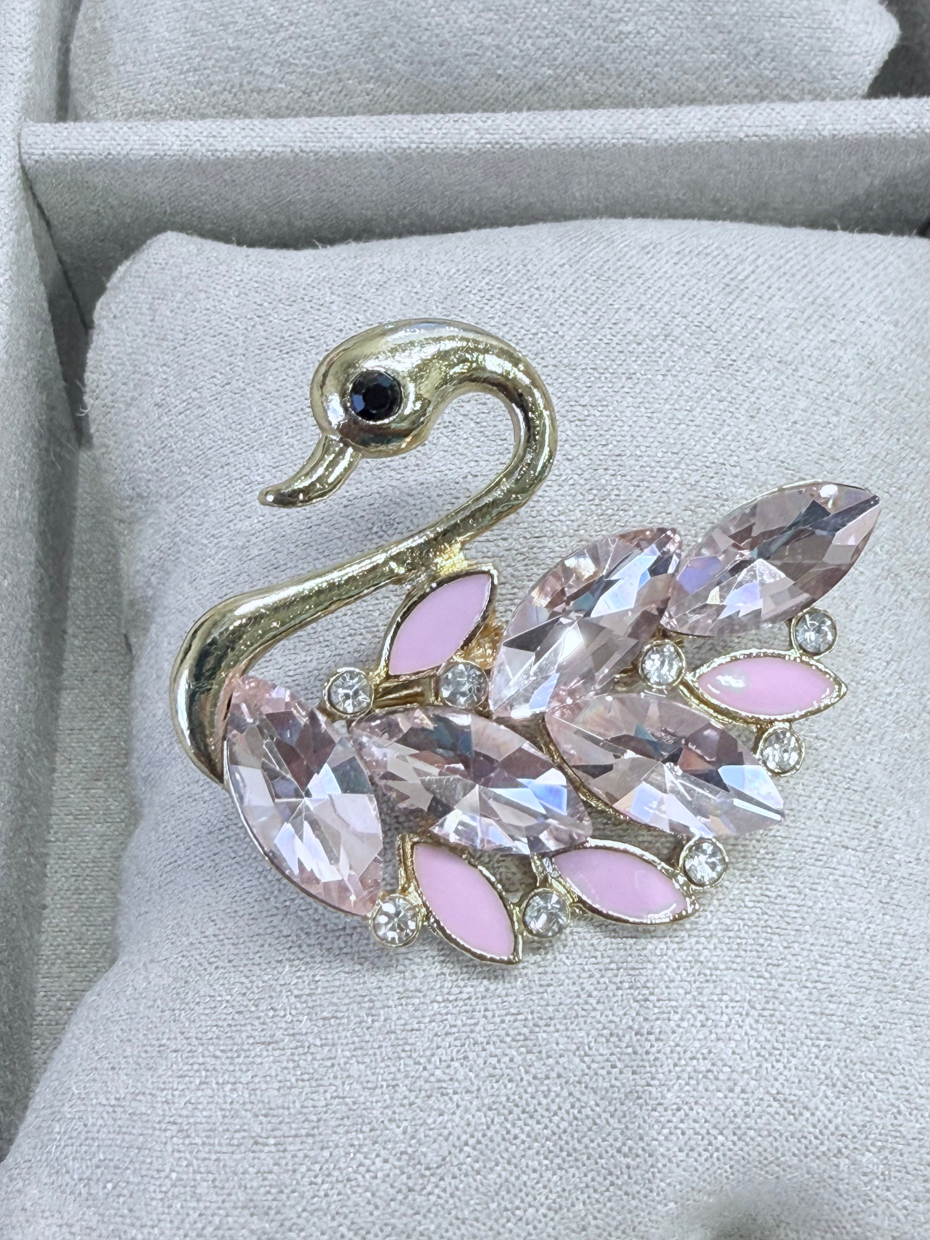Swan Brooch- 6 Colors